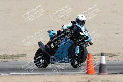 media/Oct-02-2025-Racers Edge (Thu) [[2c91cb6ab3]]/2-A Group/Session 5-Turn 12 (130pm)/